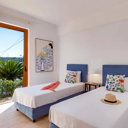 Vila Kostas Maria By *
